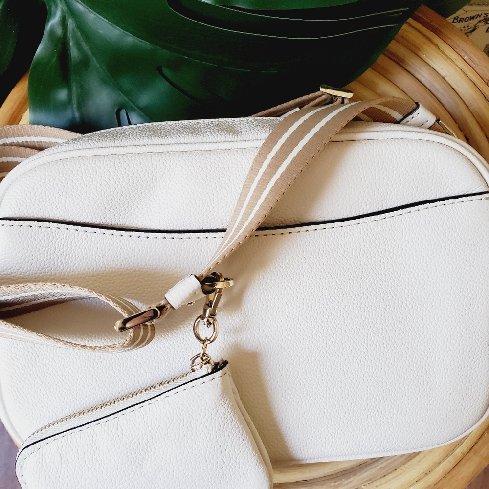 🆕 Kate Spade flap camera bag K6057 Pebbled leather Parchment Crossbody Rosie - Picture 3 of 8